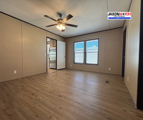 850 Talbot C10 3 Beds Apartment for Rent