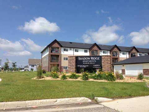 Exterior View at Shadow Ridge Apartments, West Fargo, ND, 58078
