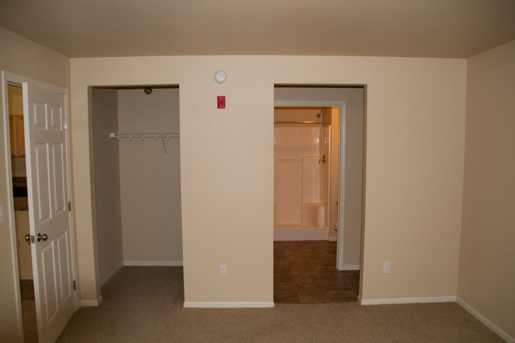 Bedroom With Closet at Shadow Ridge Apartments, West Fargo