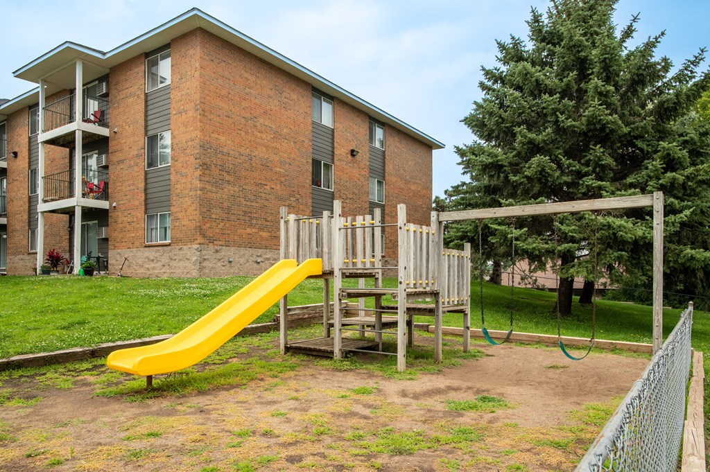Playground at Aspen  Apartments, Hudson, WI