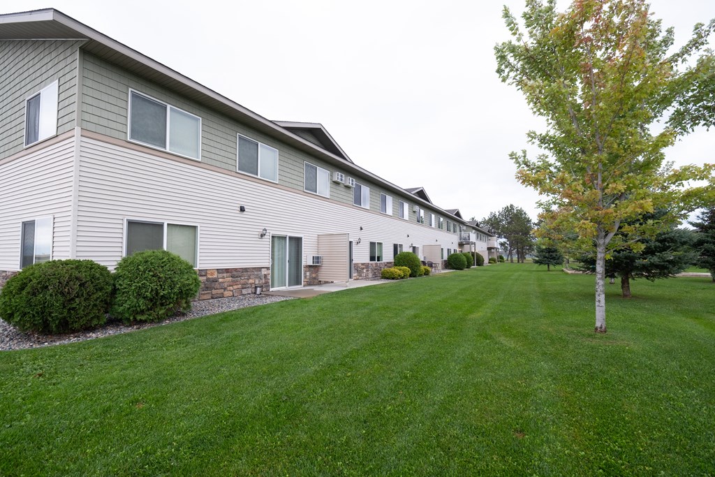Lush Green Landscape at Timber Ridge Apartments, Bemidji, MN