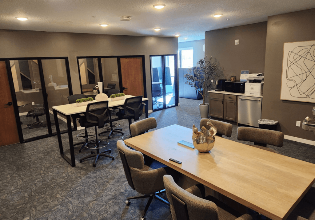 Dining at Bella Rose Apartments, Hudson