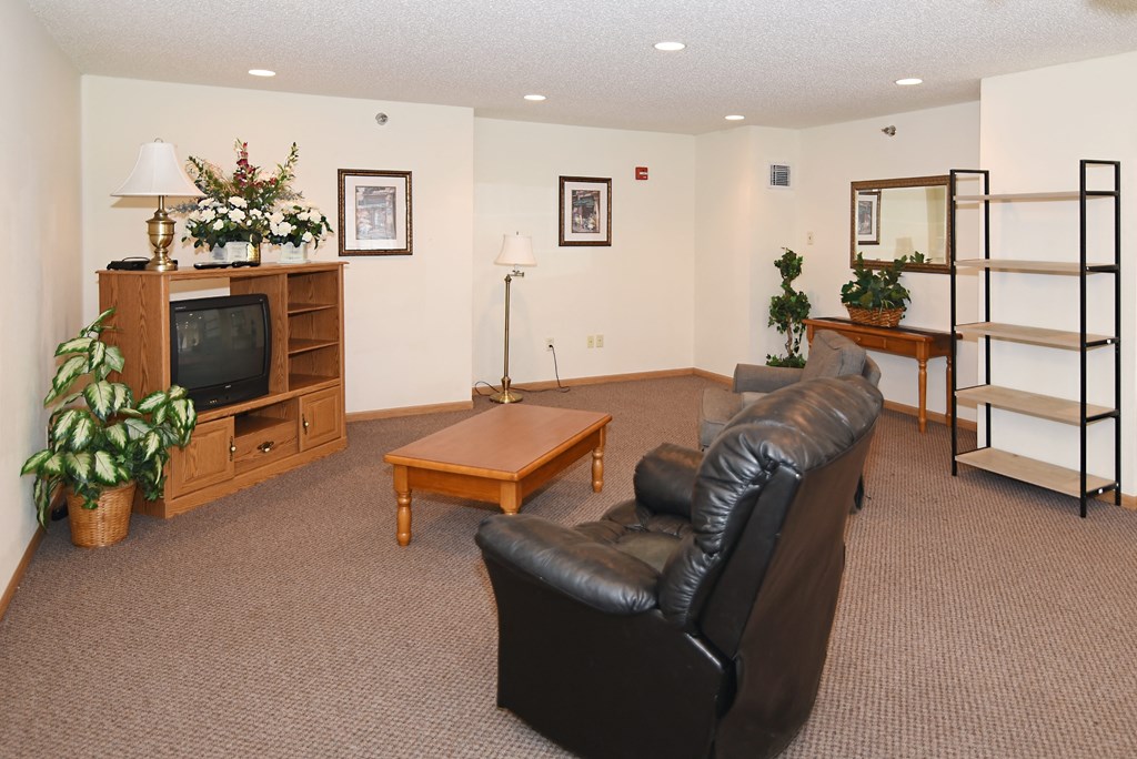 Hillcrest Apartments