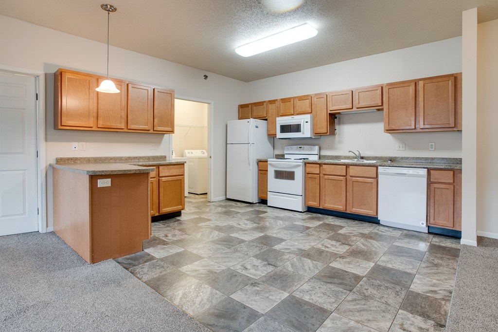 Kitchen at Boulder Ridge Apartments, Fargo, ND, 58104
