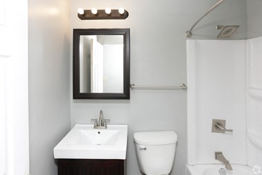 1118 28Th Ave S 2 Beds Apartment for Rent - Photo Gallery 5