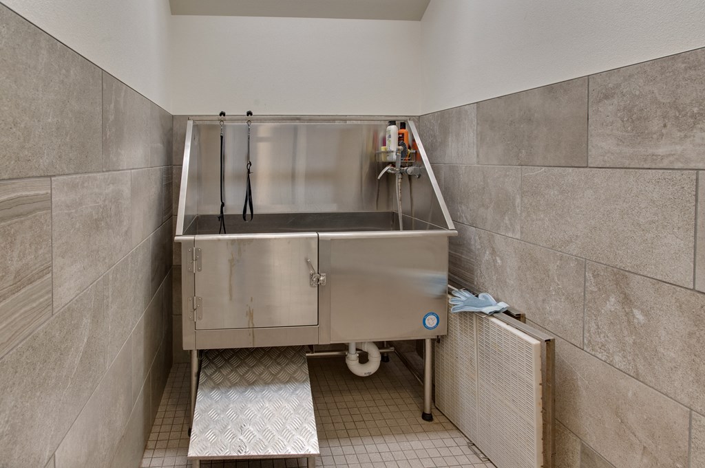 Pet Wash Station at Grayhawk Apartments, Fargo, ND