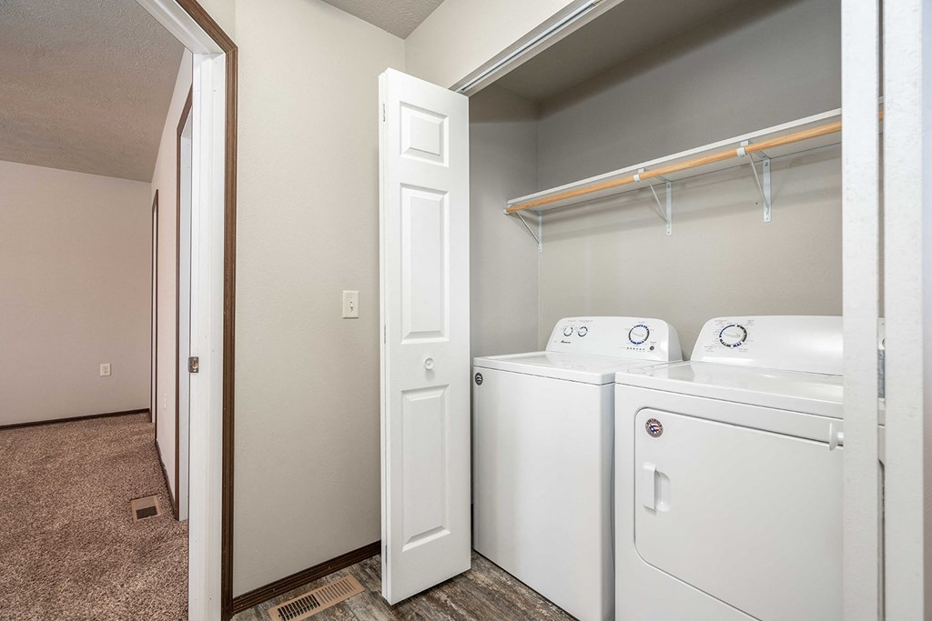 Washer and Dryer at Graystone Townhomes, Sioux Falls, 57108