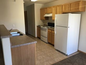 Kitchen at Somerset Apartments, Fergus Falls, MN, 56537