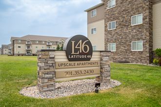 2915 Bluestem Drive 1-3 Beds Apartment for Rent - Photo Gallery 1
