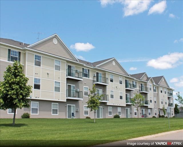 Cedar Ridge Apartments - Exterior at Cedar Ridge Apartments, Clearwater, MN, 55320