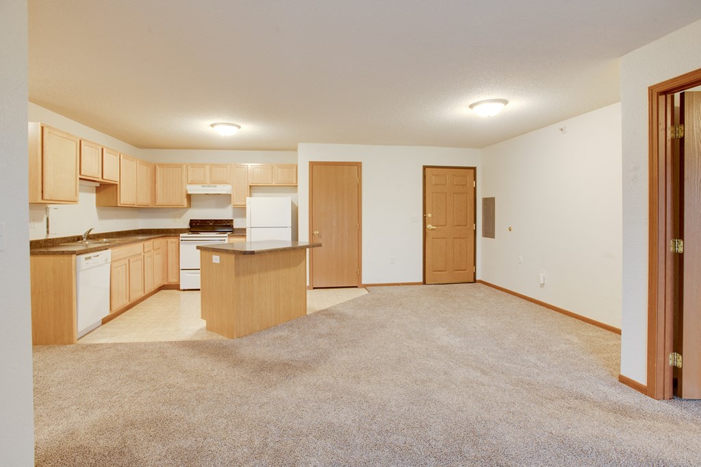 Kitchen and entryway Kitchen and entryway at Pelican Heights Apartments, Detroit Lakes, MN