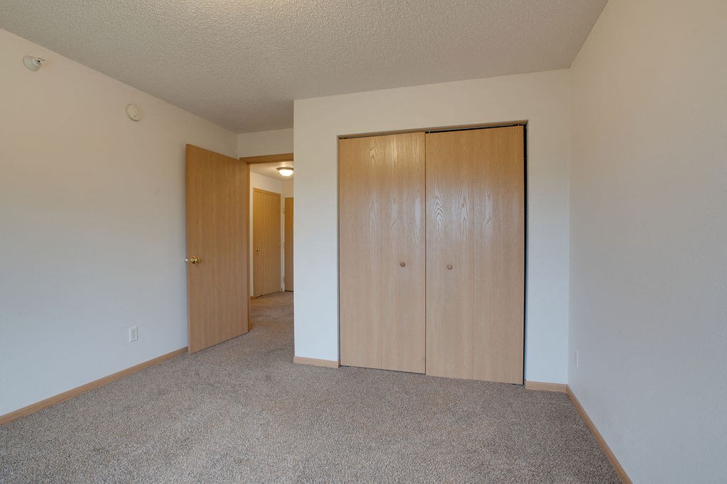 Bedroom1 at Somerset Apartments, Fergus Falls, MN, 56537
