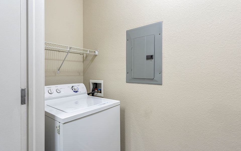 Laundry Room at Chenal Pointe at the Divide, Little Rock, 72223