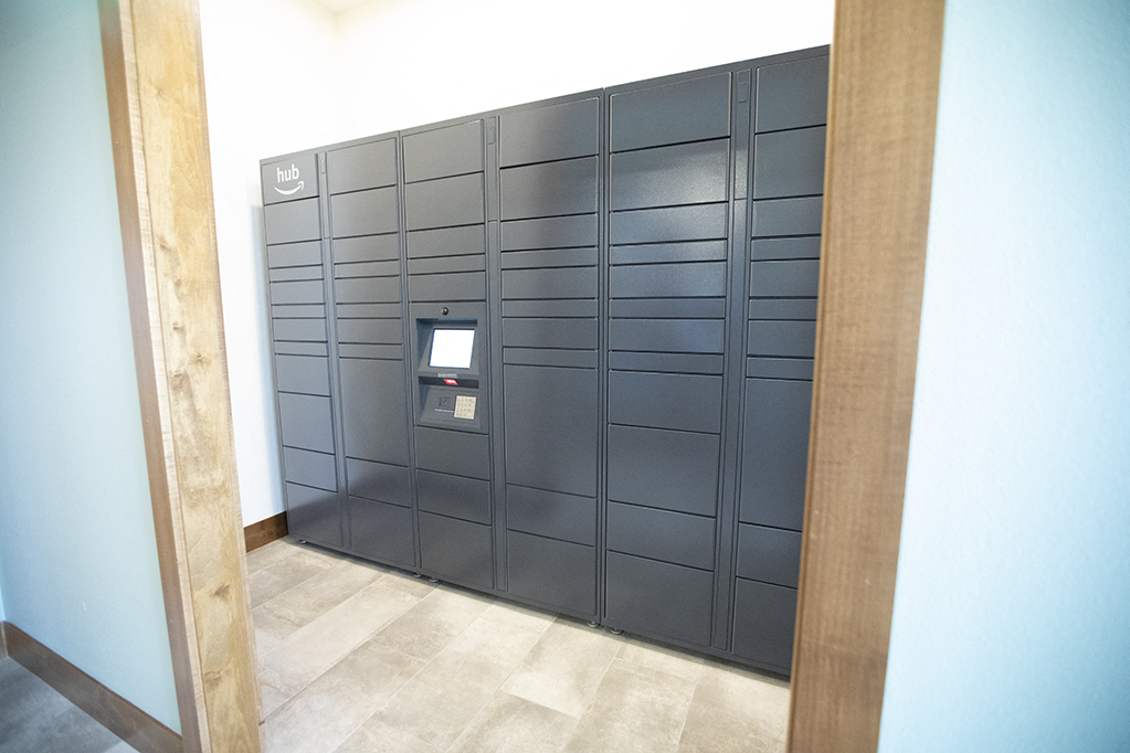 Amazon Hub at Cedar Place Apartments, Wisconsin, 53012