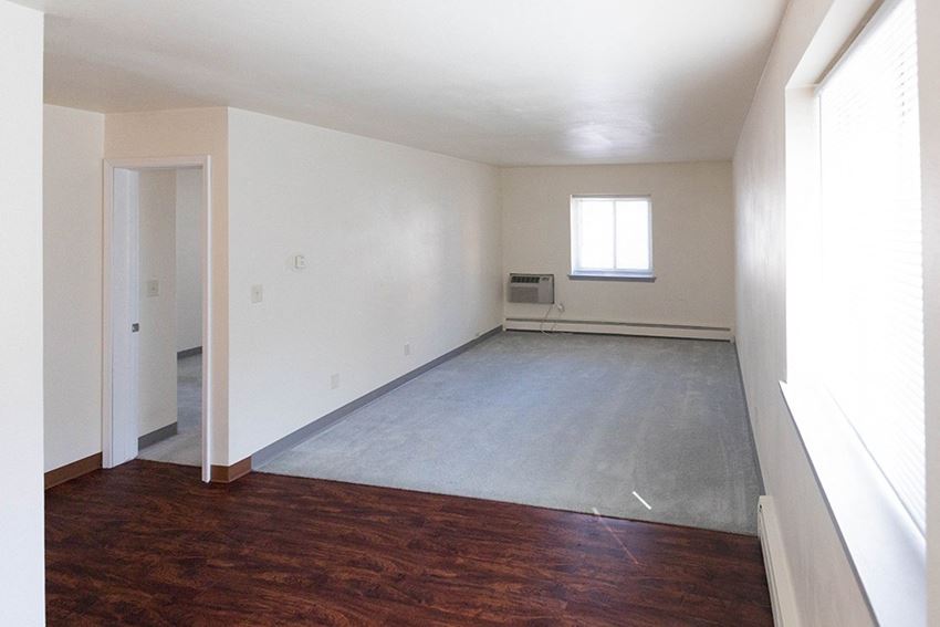 Living Area at Prospect East Apartments, Milwaukee, WI - Photo Gallery