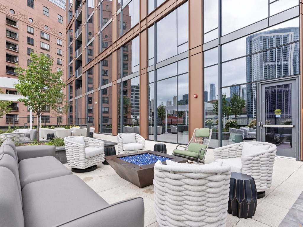 lounge area at Cassidy on Canal, Illinois, 60606