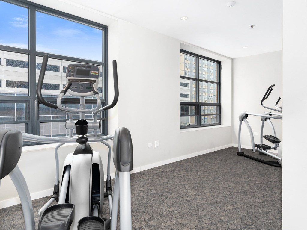 Fitness center at Concord at Sheridan