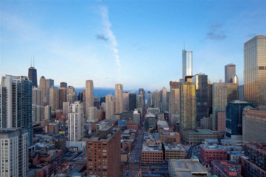 Resort Style Community at Hubbard Place, Chicago, IL