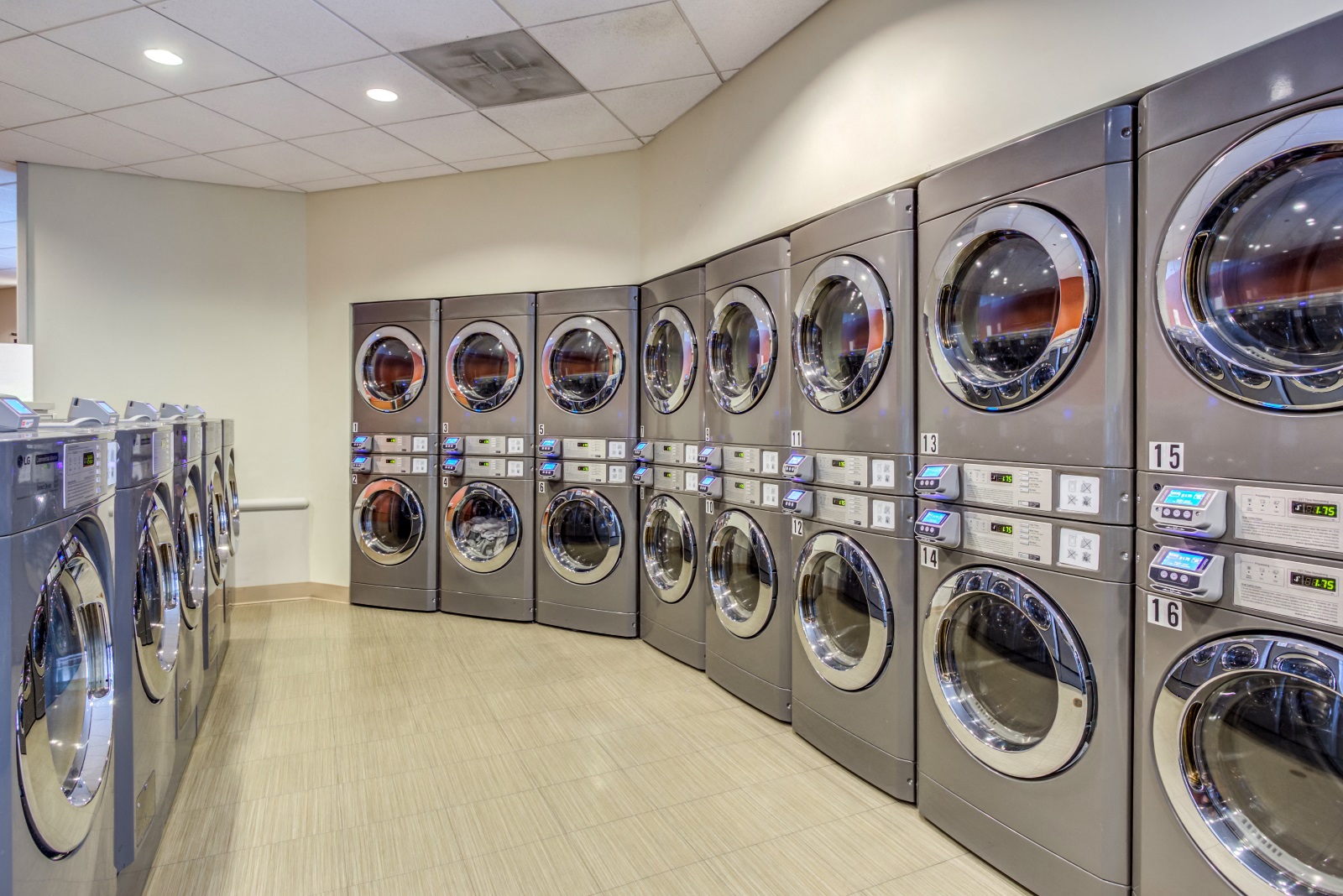 Laundry Room at Asbury Plaza, Illinois, 60654