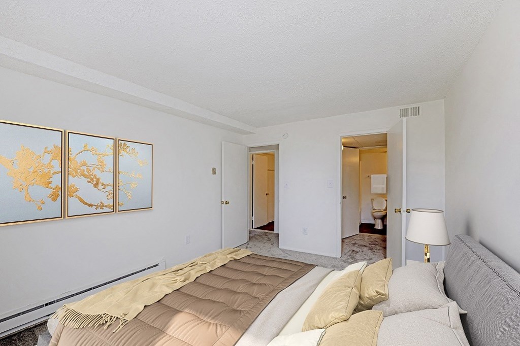 Master Bedroom at The Waverly, Michigan, 48111