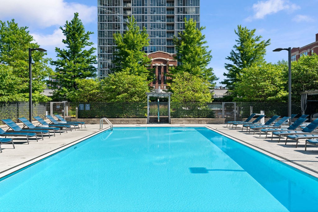Relaxing Swimming Pool at Hubbard Place, Illinois
