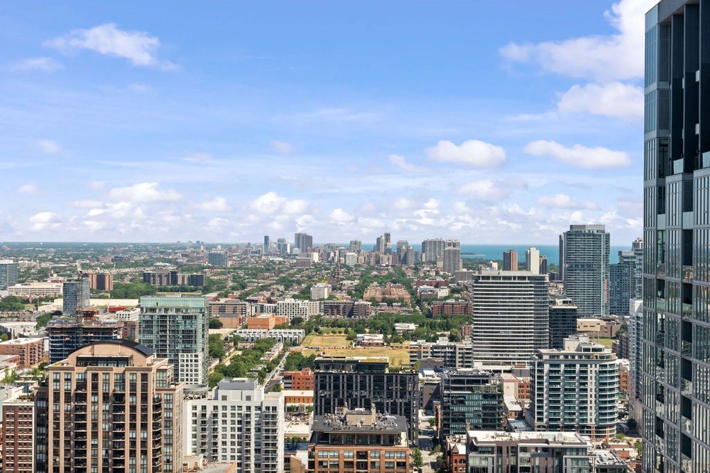 Elegant Exterior View Of Property at Hubbard Place, Chicago, IL