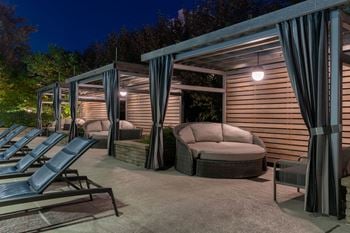 Sun Deck And Poolside Cabanas at Hubbard Place, Chicago, Illinois