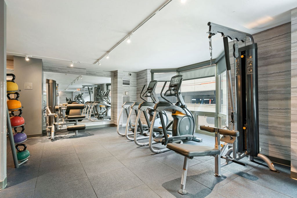 State Of The Art Fitness Center at Elm Street Plaza, Chicago