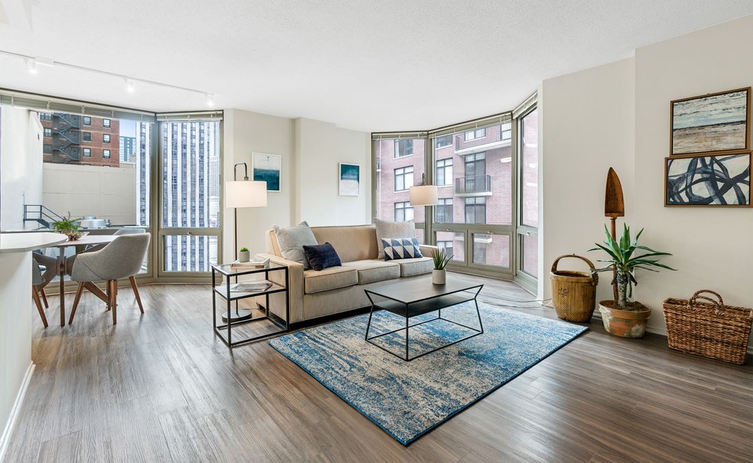Elm Street Plaza Apartments photo