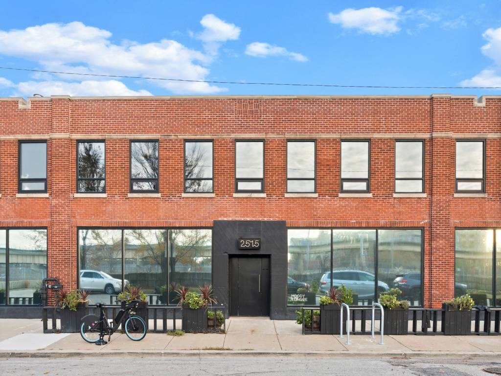 at 23rd Place Apartment, Chicago, Illinois