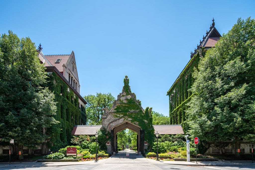Exterior View at Twin Towers, Chicago, 60615