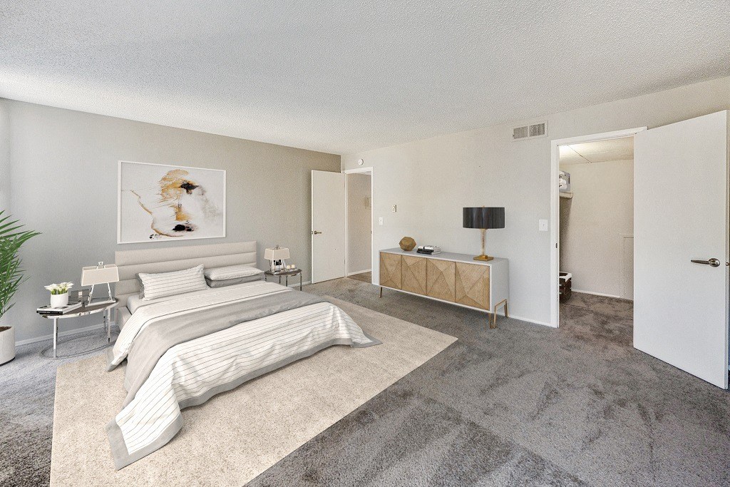 Large Comfortable Bedrooms With Closet at The Waverly, Belleville, 48111