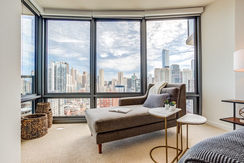 Sunroom at Hubbard Place, Chicago, 60654