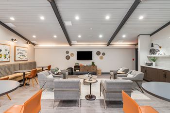 Resident Lounge at The Waverly, Belleville