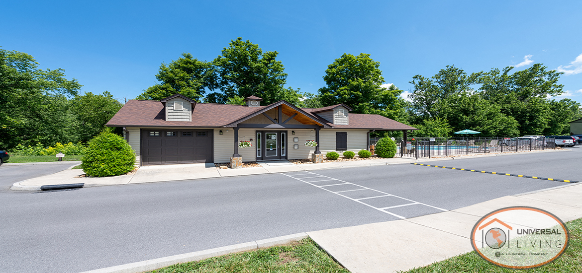 Clubhouse / Leasing Office