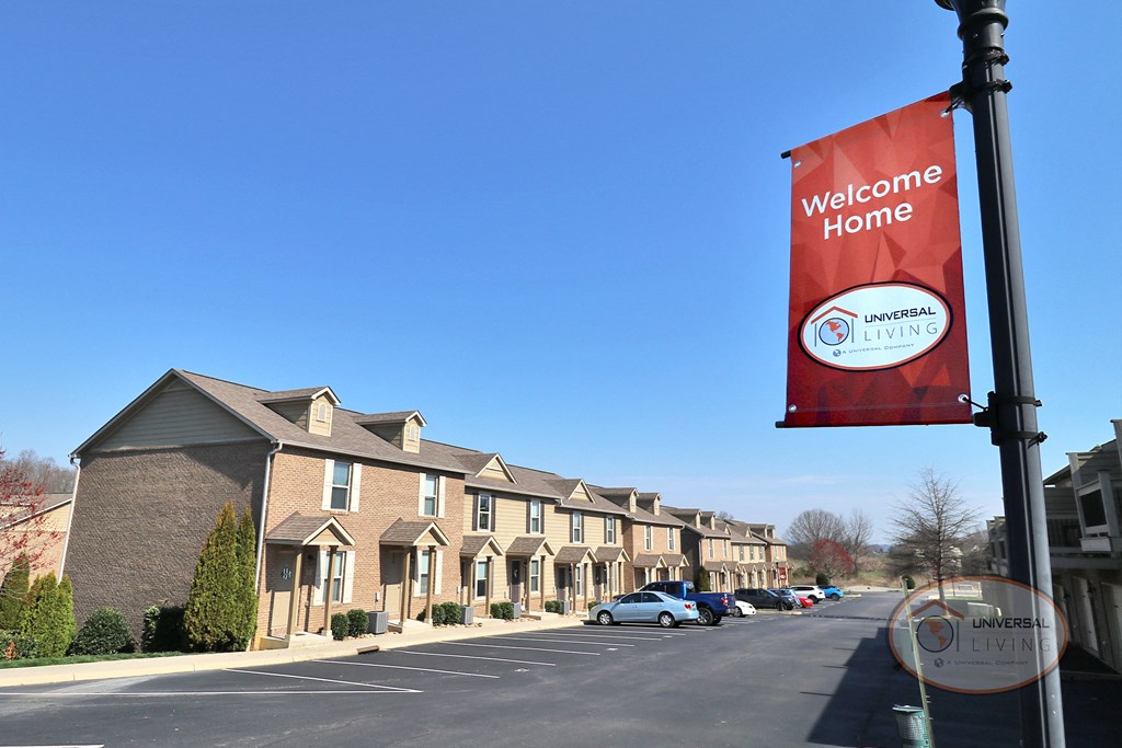 A sign that reads "welcome home."