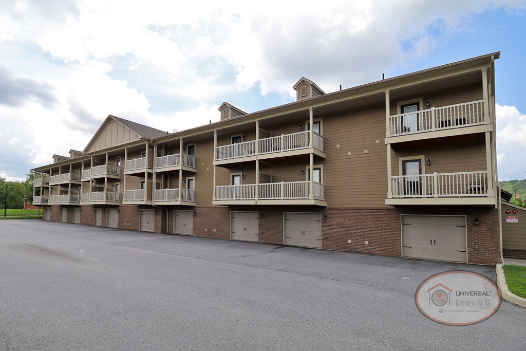 The Villas At Avery Creek