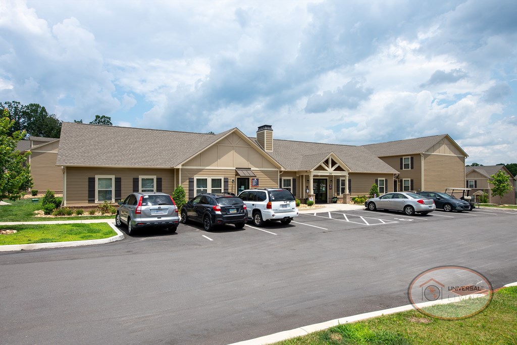 The Villas At Avery Creek