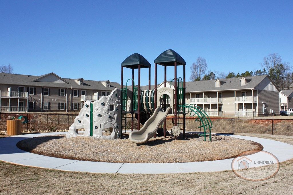 Universal At Pine Ridge Apartments, 610 Universal Drive, Lyman, SC