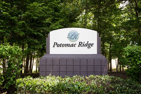 Sign at Potomac Ridge Apartments, Woodbridge, VA, 22191