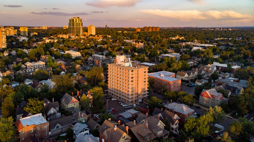 The Vista at Washington Park Apartments in Denver, Colorado