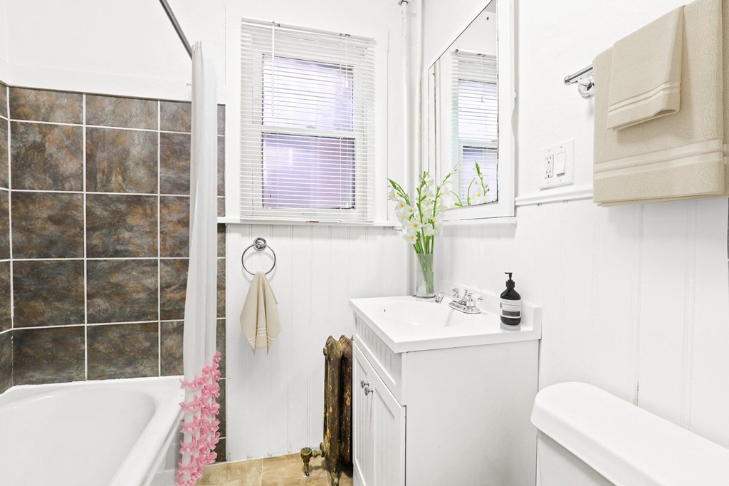 1236 E 12th Apartments in Denver, CO