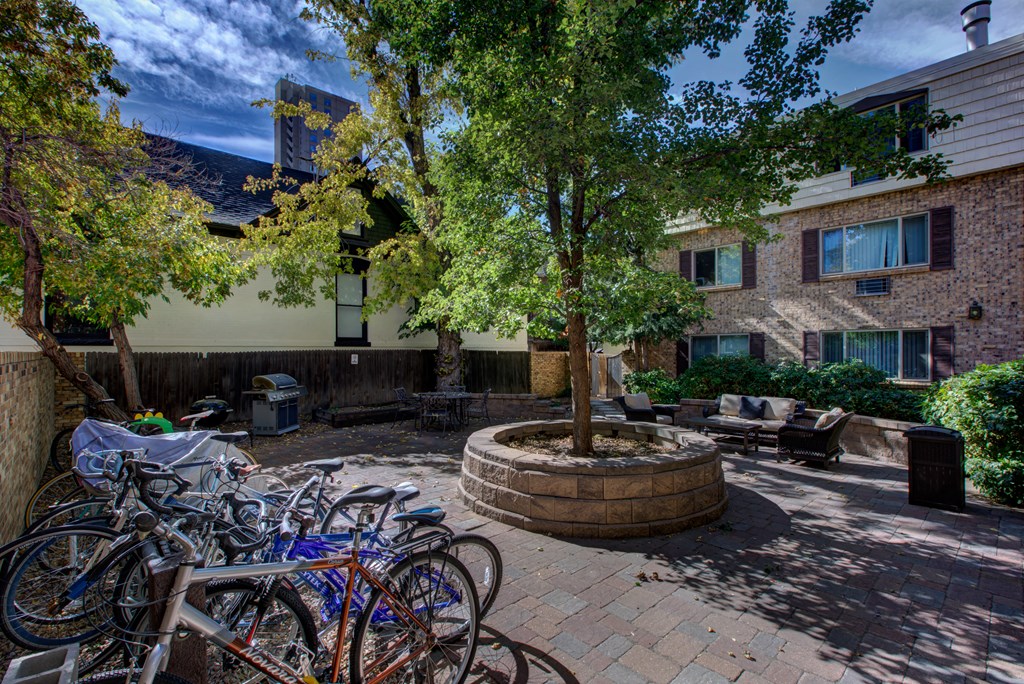 Park Breeze Apartments in Denver, Colorado