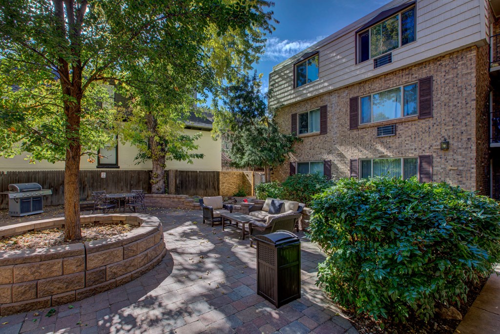 Park Breeze Apartments in Denver, Colorado