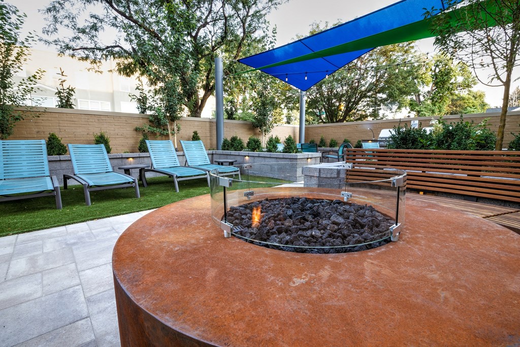 Garfield Park Apartments in Denver, Colorado