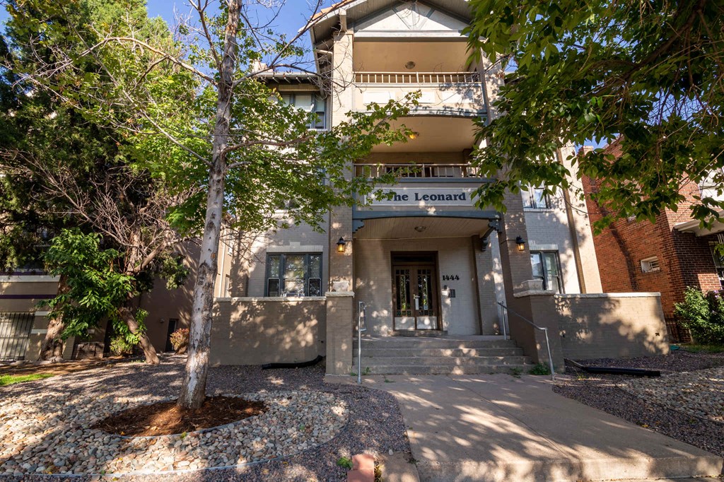 The Leonard Apartments in Denver, CO