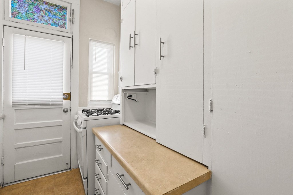 1449 Emerson Apartments in Denver, CO