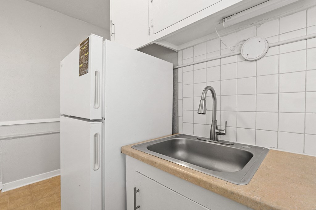 1449 Emerson Apartments in Denver, CO