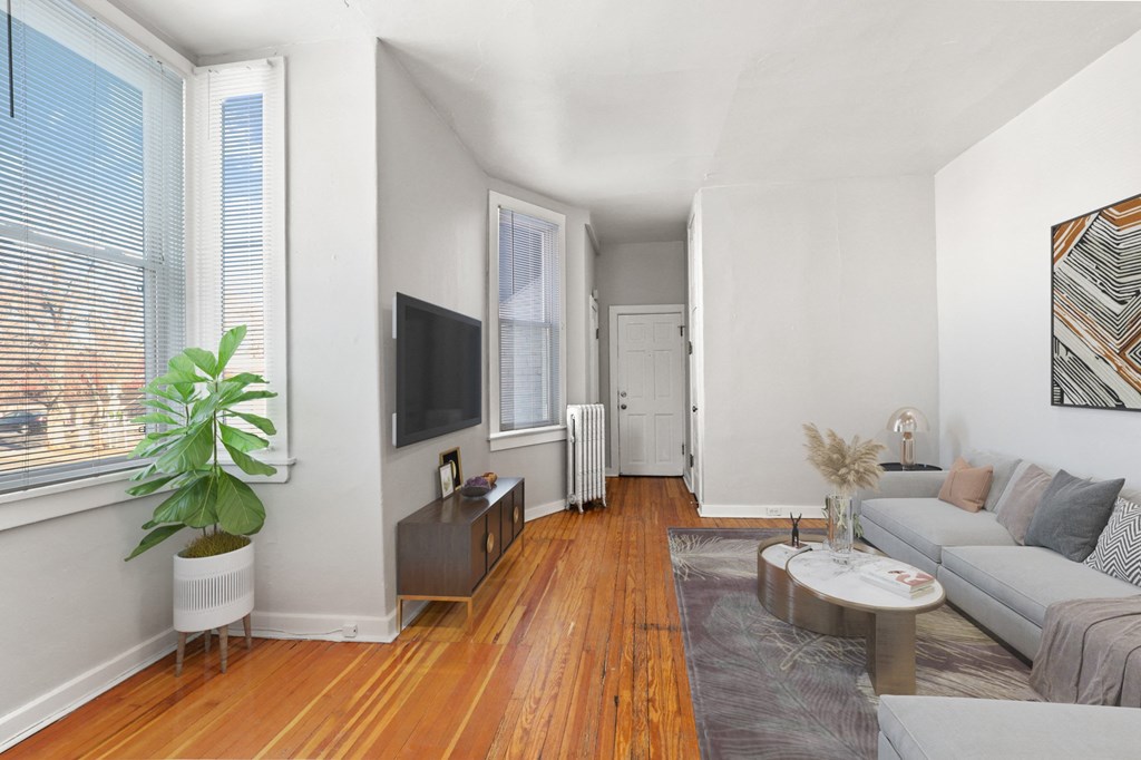 1449 Emerson Apartments in Denver, CO