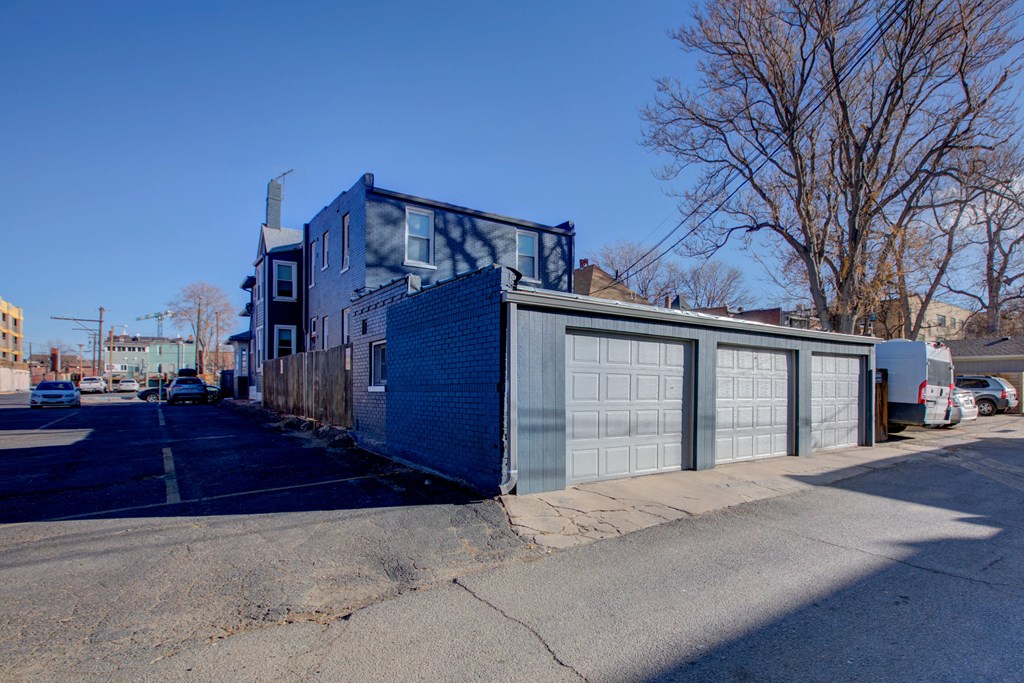 1449 Emerson Apartments in Denver, CO